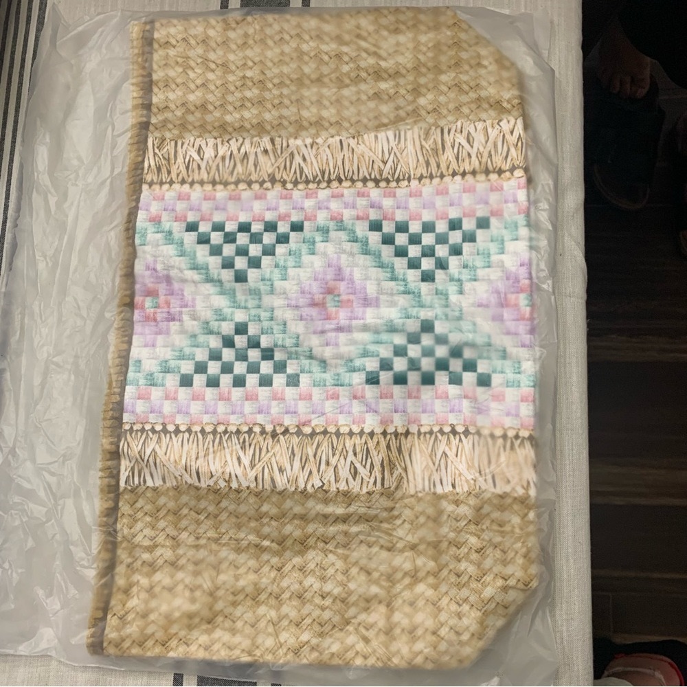 Estee Lauder tote/beach bag